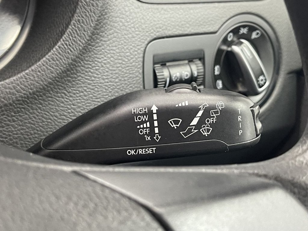 Used Volkswagen Polo 2013 for sale - 77212854: Photo 22