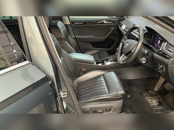 Used Skoda Superb 2019 for sale - 77755336: Photo