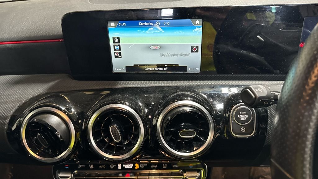 Used Mercedes-Benz A-Class 2021 for sale - 76163208: Photo 3