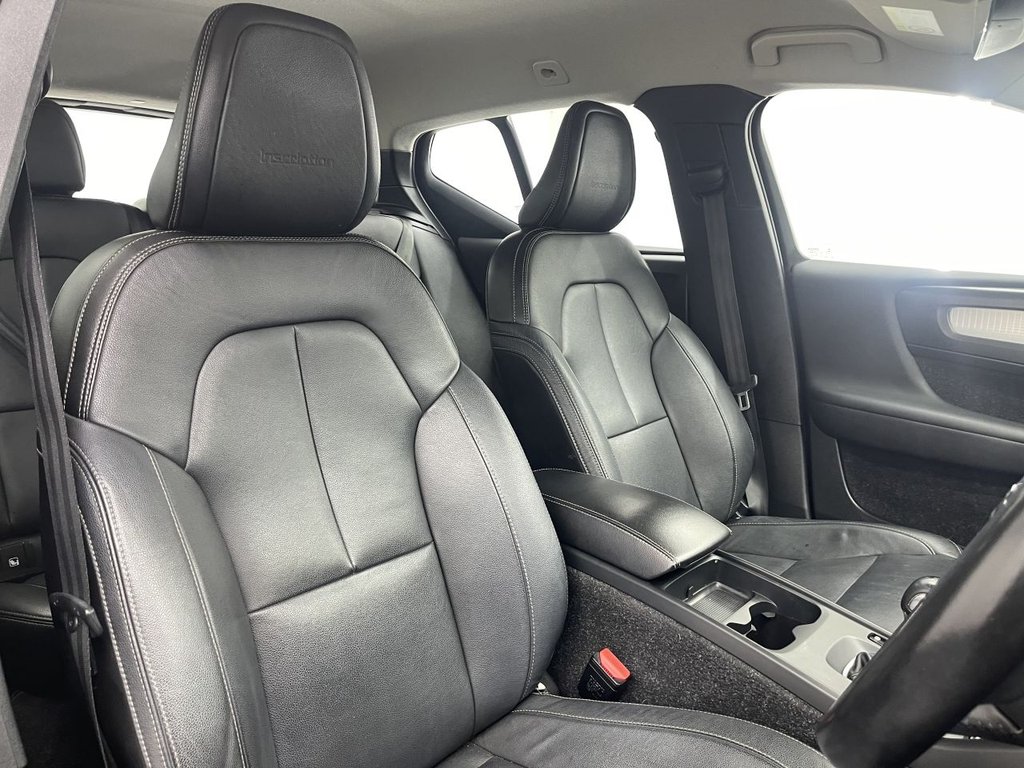 Used Volvo XC40 2018 for sale - 77547315: Photo 2