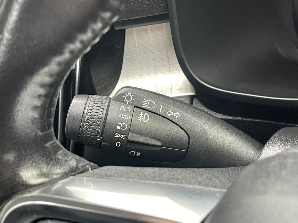 Used Volvo XC40 2018 for sale - 77547315: Photo 21