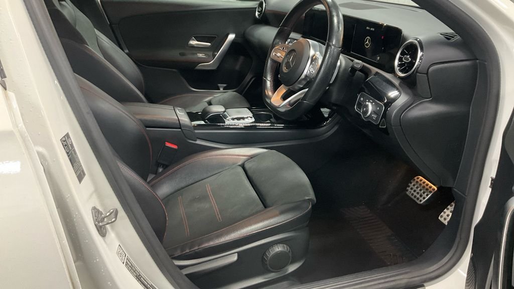 Used Mercedes-Benz A-Class 2018 for sale - 76710737: Photo 2