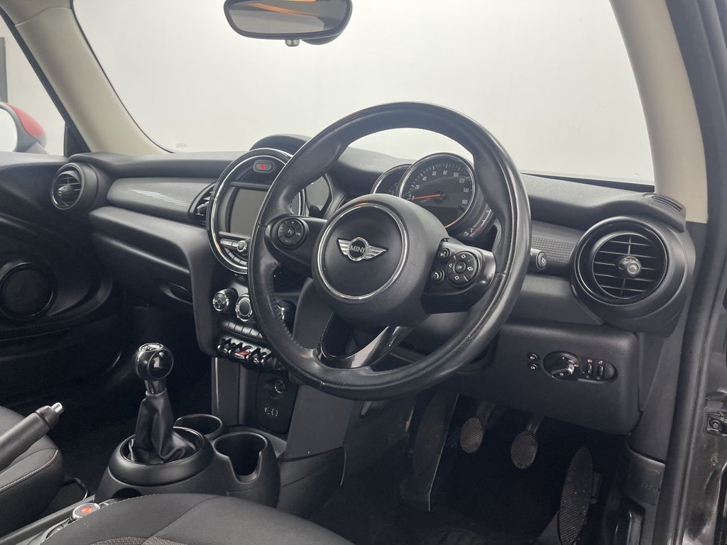 Used MINI Hatch 2018 for sale - 77356405: Photo 18