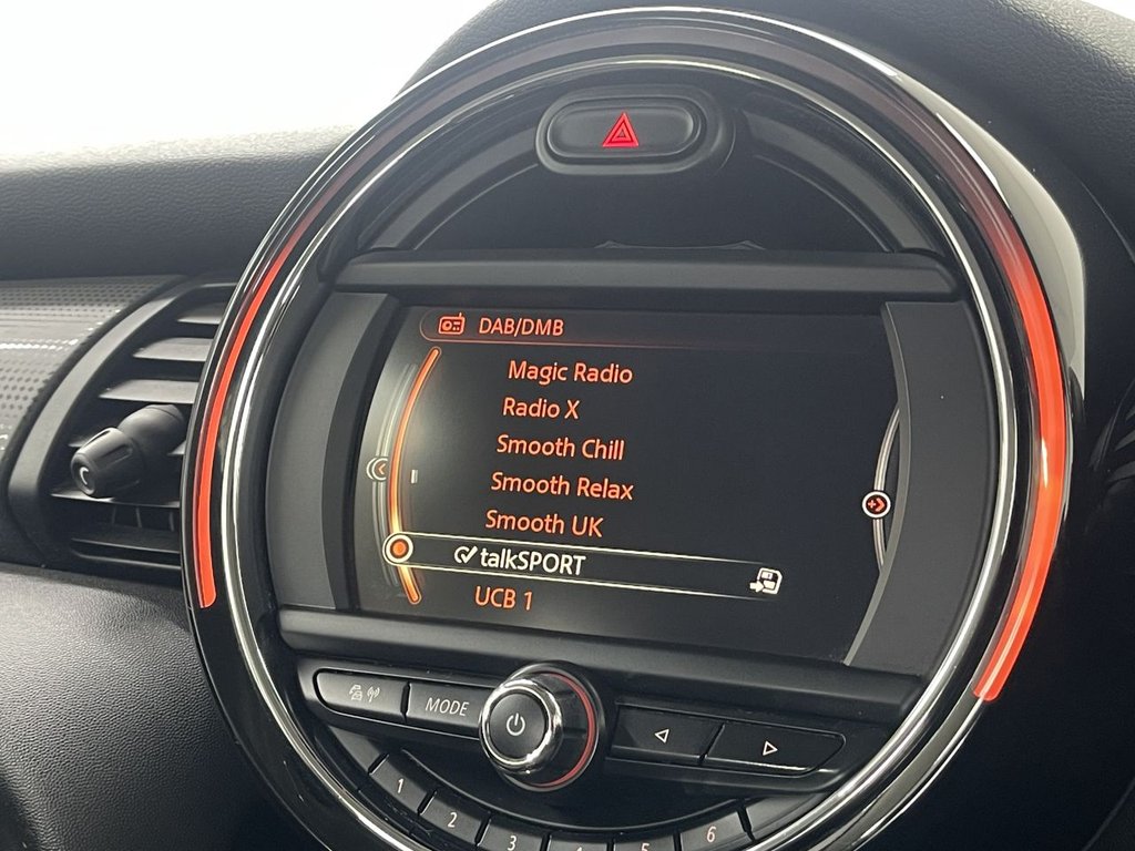 Used MINI Hatch 2018 for sale - 77356405: Photo 27