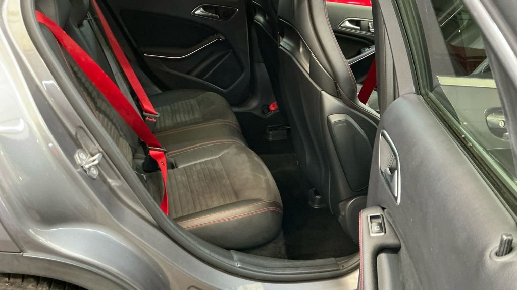 Used Mercedes-Benz GLA 2019 for sale - 78030319: Photo 9