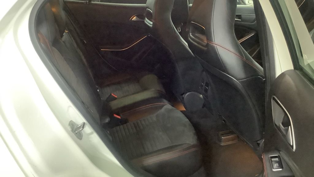 Used Mercedes-Benz GLA 2019 for sale - 76570393: Photo 9