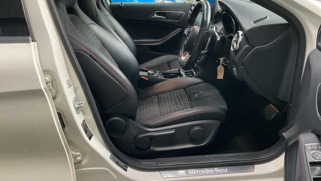 Used Mercedes-Benz GLA 2017 for sale - 76410366: Photo 2