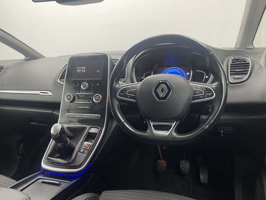 Used Renault Scenic 2017 for sale - 76586617: Photo 19