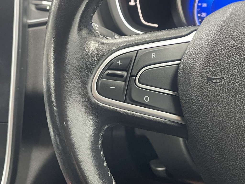 Used Renault Scenic 2017 for sale - 76586617: Photo 23