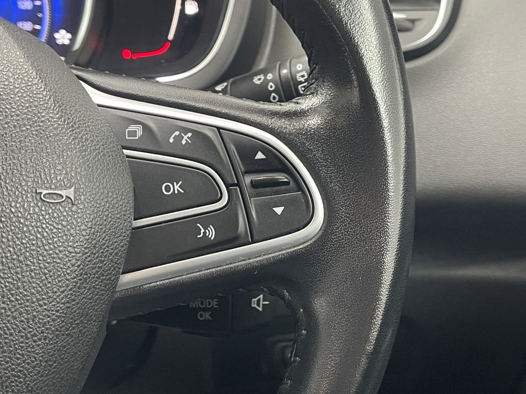 Used Renault Scenic 2017 for sale - 76586617: Photo 25