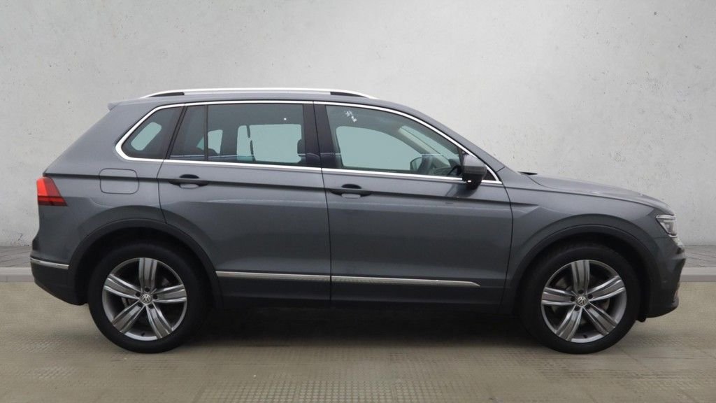 Used Volkswagen Tiguan 2019 for sale - 77609083: Photo 8