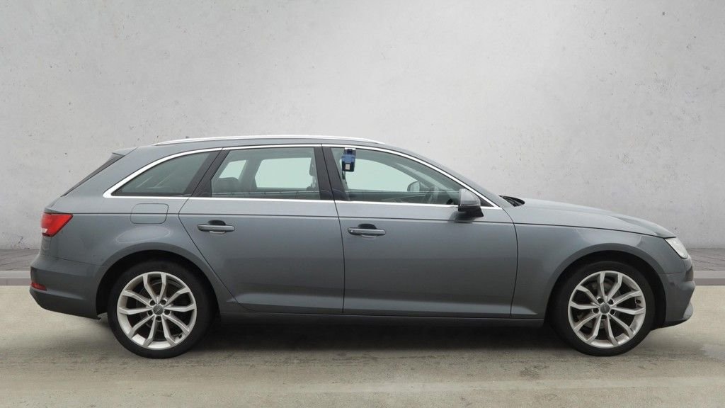 Used Audi A4 Avant 2019 for sale - 76731170: Photo 8