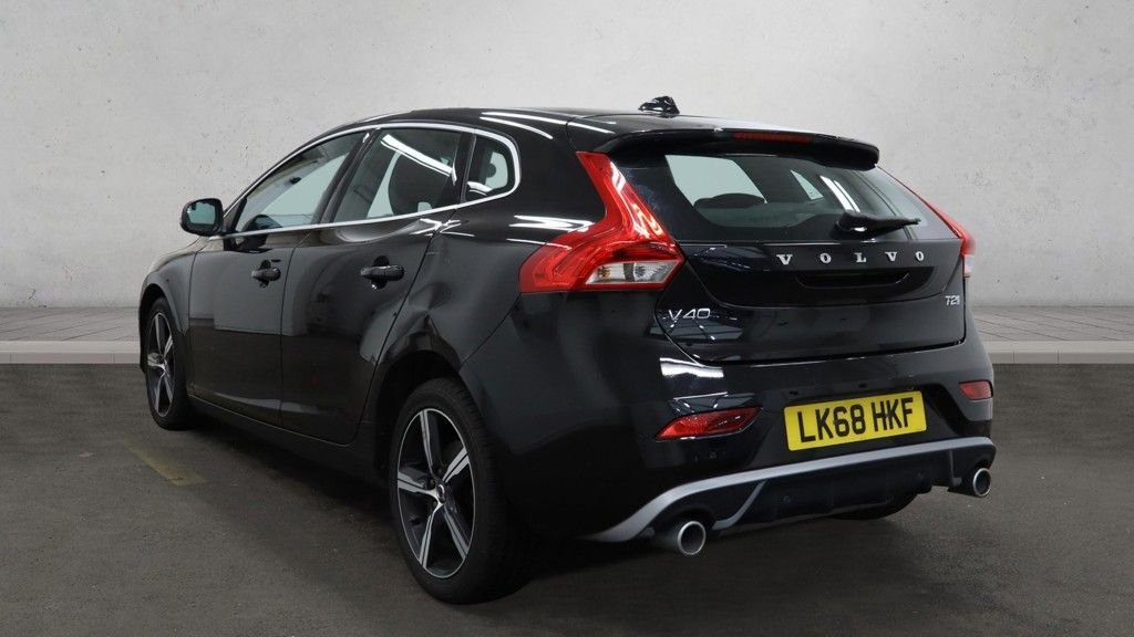 Used Volvo V40 2018 for sale - 76430417: Photo 6