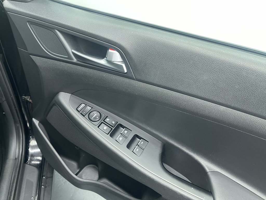 Used Hyundai TUCSON 2019 for sale - 76345782: Photo 18