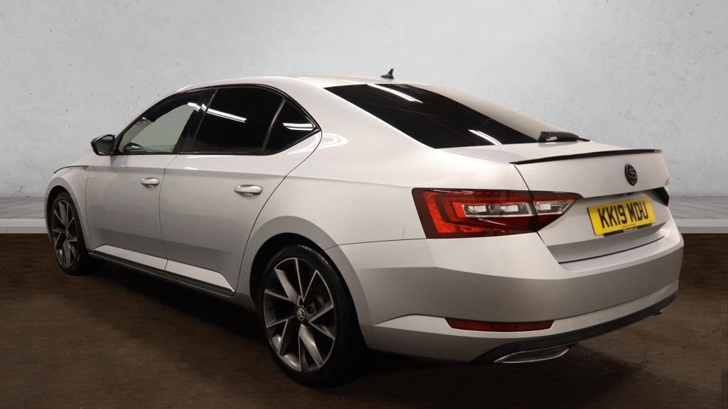 Used Skoda Superb 2019 for sale - 77693561: Photo 6