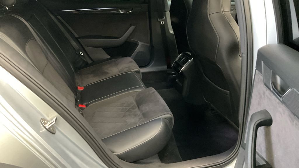 Used Skoda Superb 2019 for sale - 77693561: Photo 9
