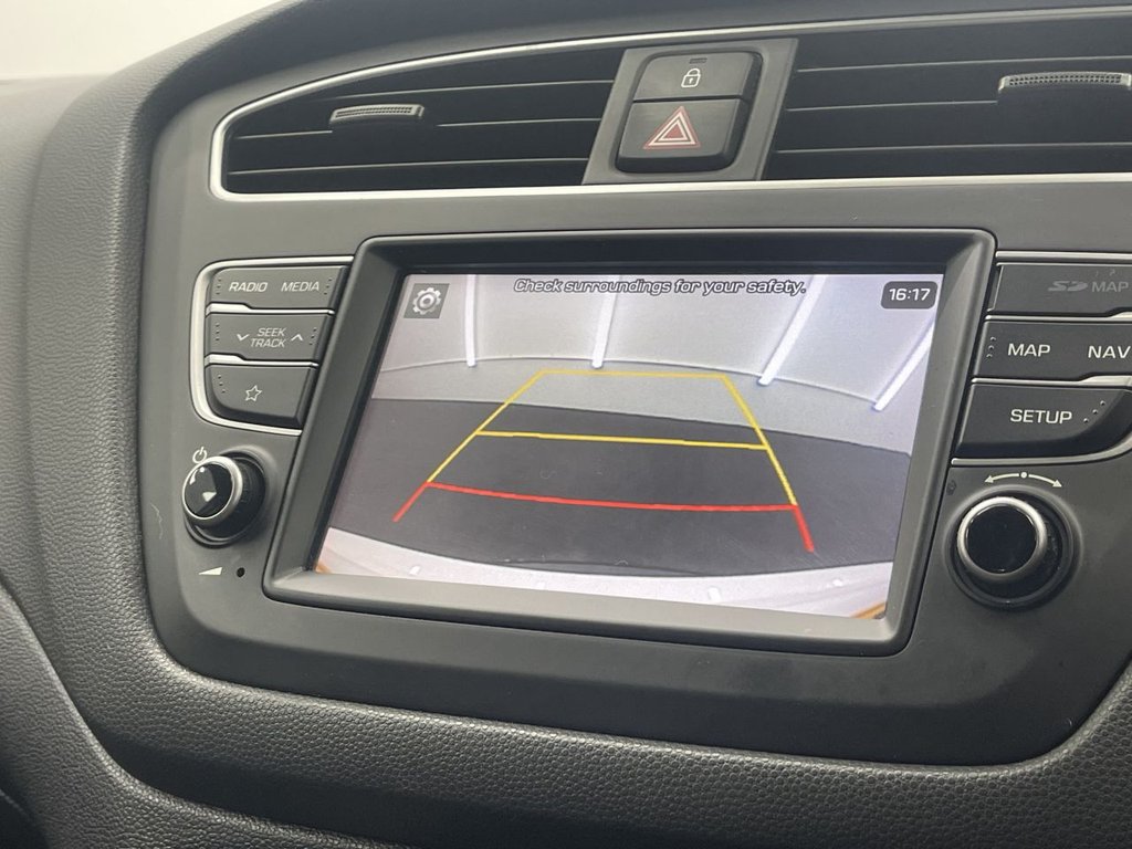 Used Hyundai i20 2019 for sale - 77038257: Photo 33