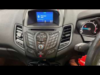 Used Ford Fiesta 2016 for sale - 75194469: Photo