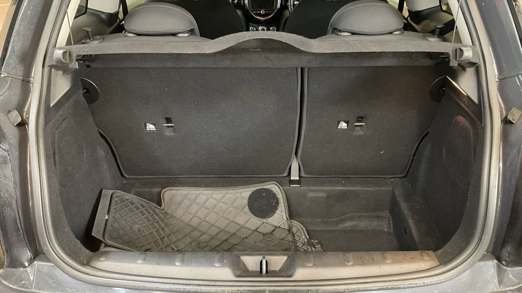 Used MINI Hatch 2018 for sale - 76731231: Photo 19