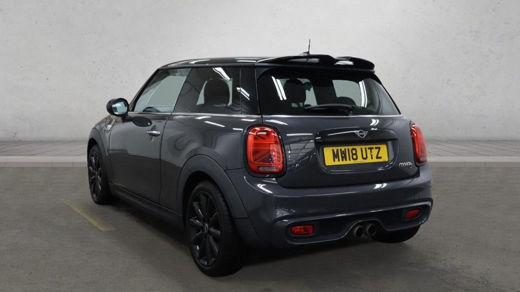 Used MINI Hatch 2018 for sale - 76731231: Photo 3
