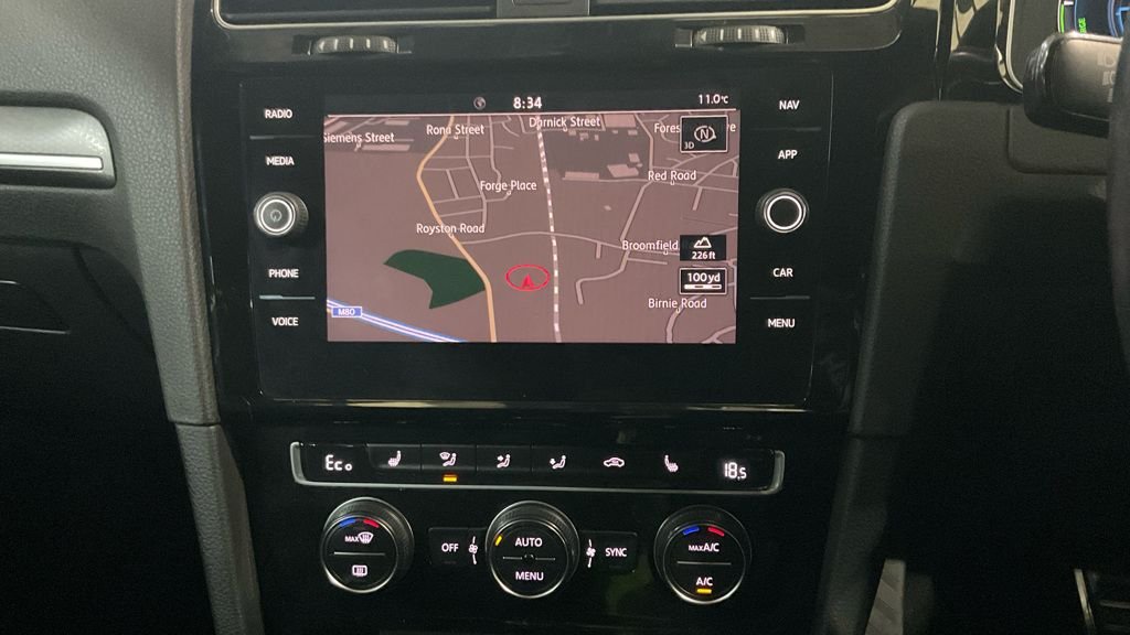 Used Volkswagen Golf 2018 for sale - 76372521: Photo 3