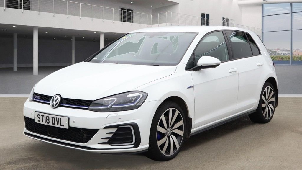 Used Volkswagen Golf 2018 for sale - 76372521: Photo 5