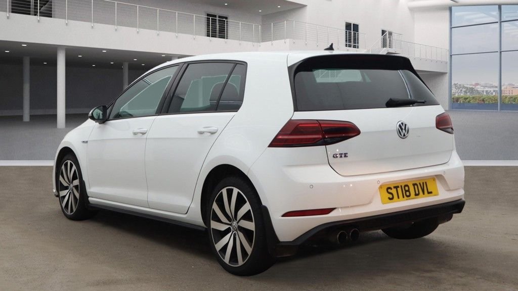 Used Volkswagen Golf 2018 for sale - 76372521: Photo 6