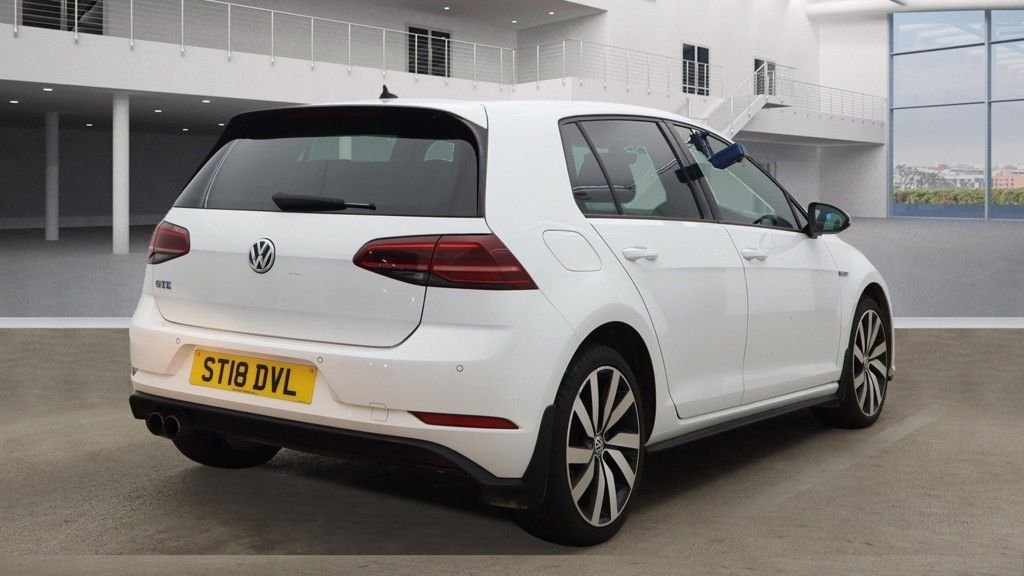 Used Volkswagen Golf 2018 for sale - 76372521: Photo 7