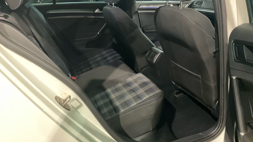 Used Volkswagen Golf 2018 for sale - 76372521: Photo 9