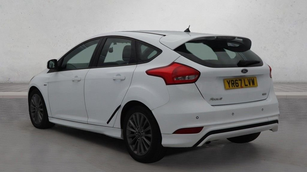 Used Ford Focus 2017 for sale - 76291549: Photo 6
