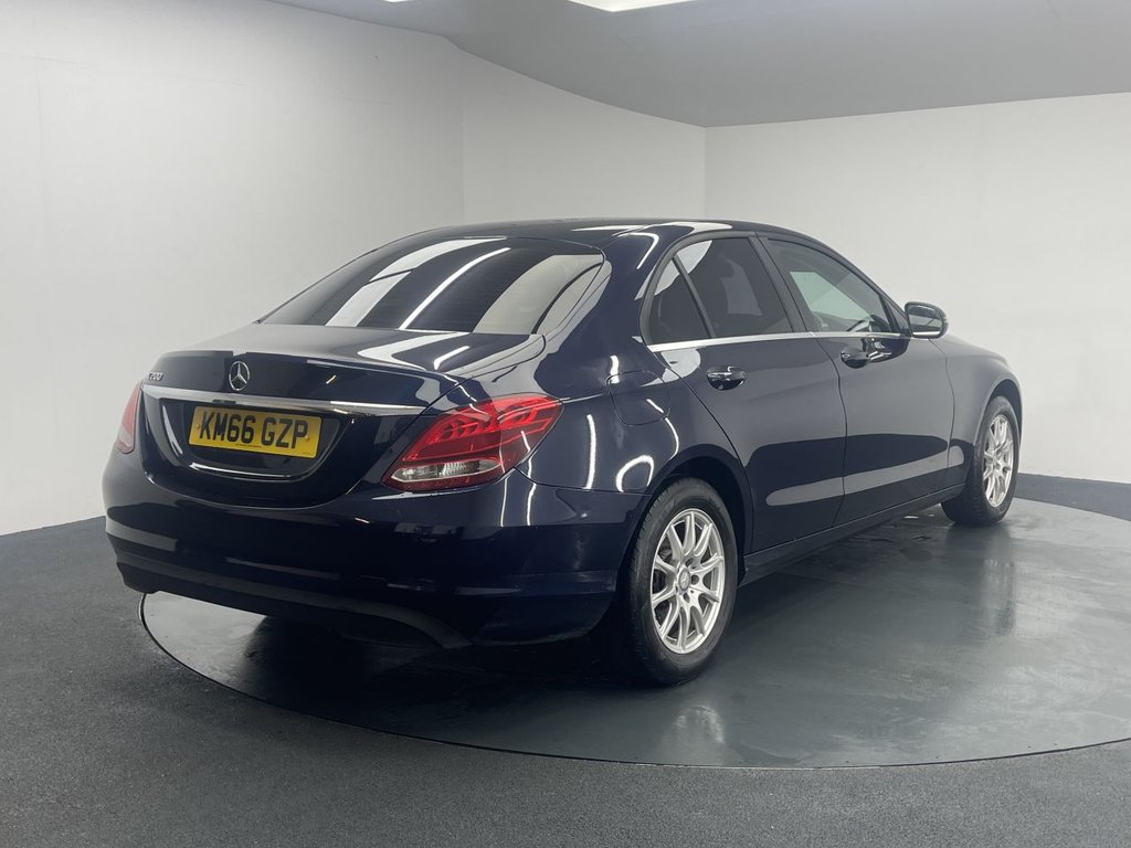 Used Mercedes-Benz C Class 2017 for sale - 76380055: Photo 10