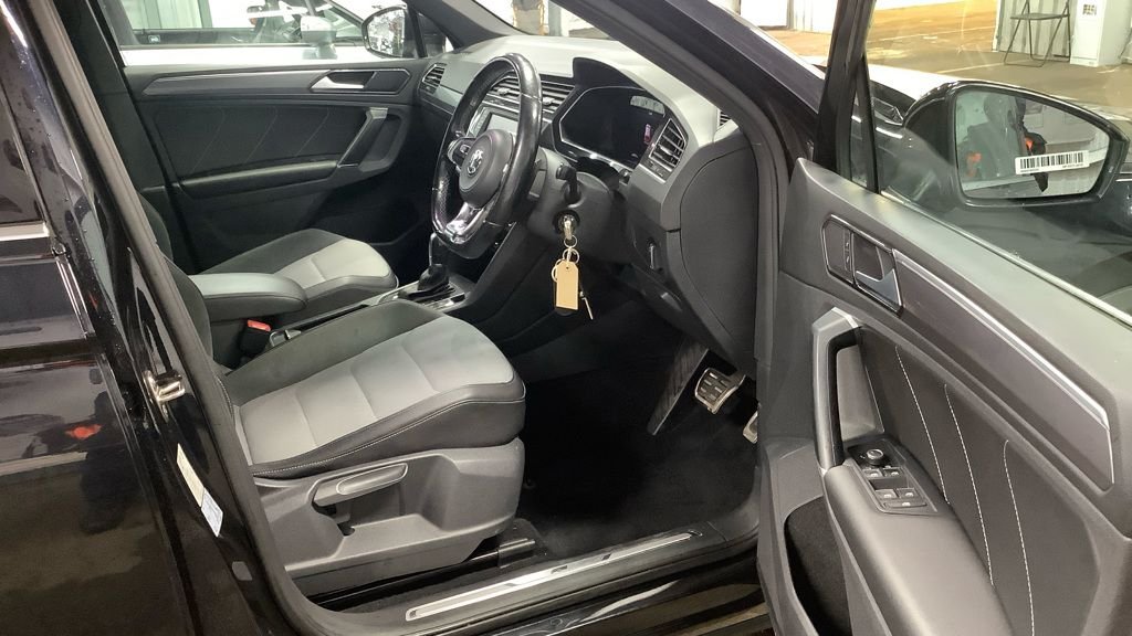 Used Volkswagen Tiguan 2016 for sale - 77734828: Photo 3