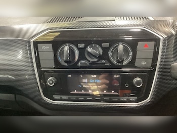 Used Volkswagen up! 2019 for sale - 76486968: Photo