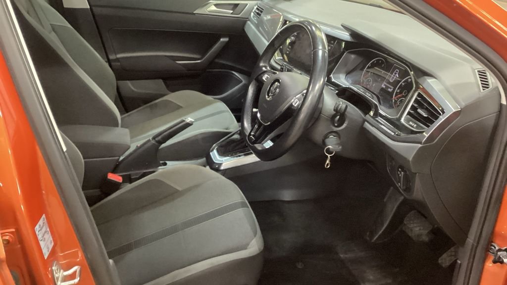 Used Volkswagen Polo 2020 for sale - 76132777: Photo 2