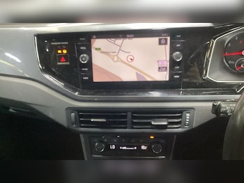 Used Volkswagen Polo 2020 for sale - 76132777: Photo 3