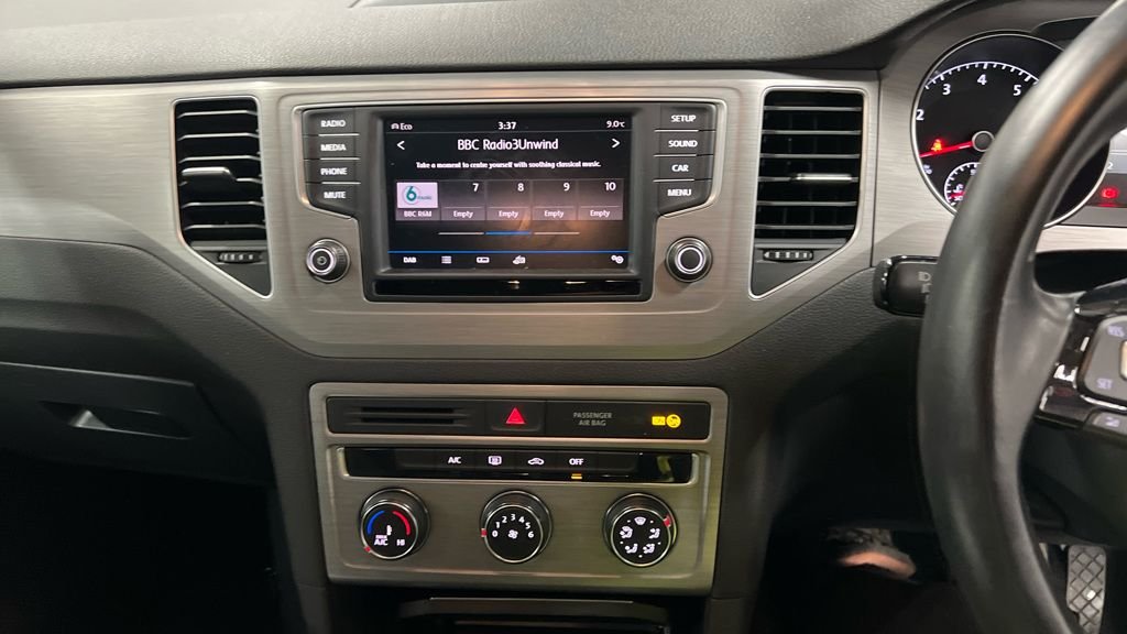 Used Volkswagen Golf SV 2017 for sale - 77288374: Photo 3