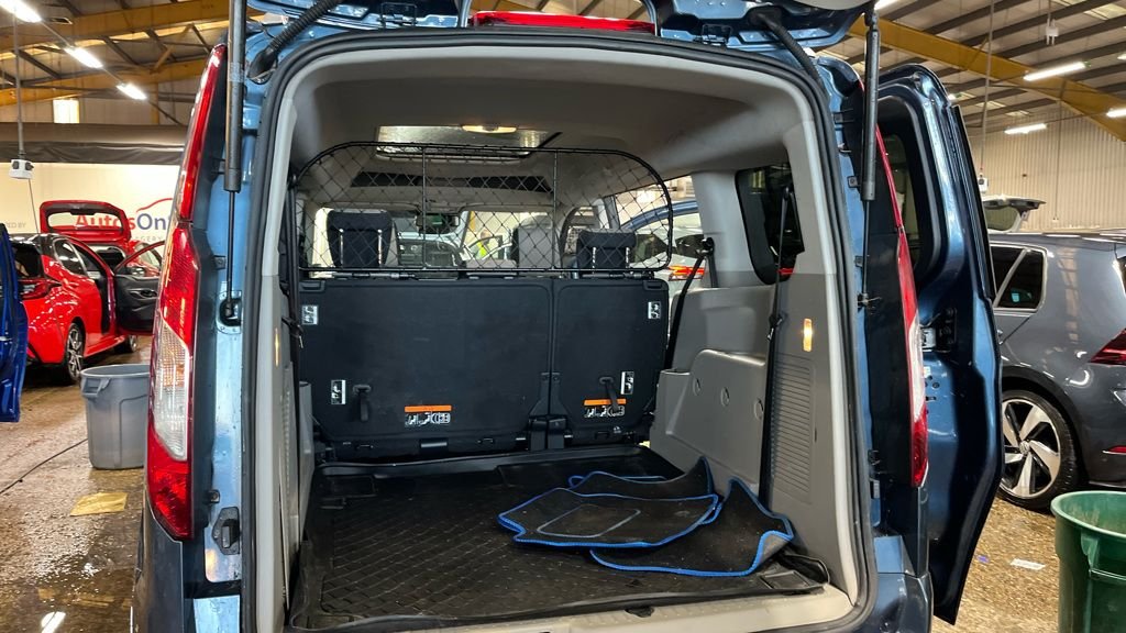 Used Ford Grand Tourneo Connect 2019 for sale - 77765047: Photo 9