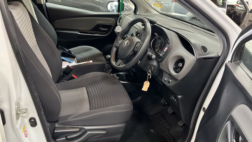 Used Toyota Yaris 2019 for sale - 78181292: Photo 10