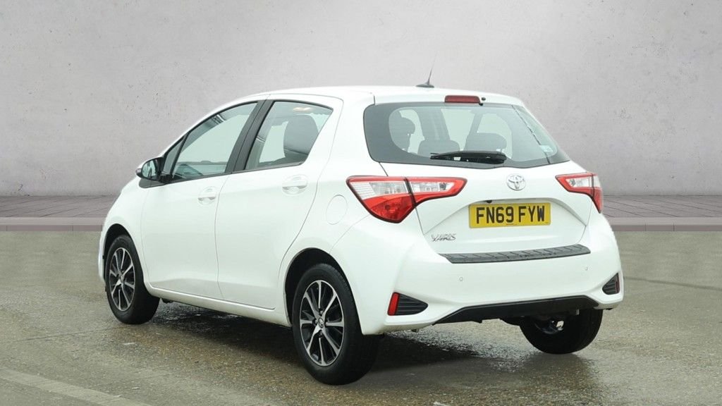 Used Toyota Yaris 2019 for sale - 78181292: Photo 3