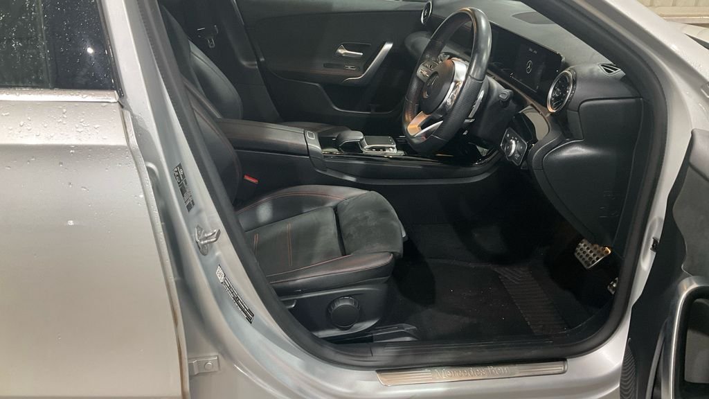 Used Mercedes-Benz A-Class 2018 for sale - 77133397: Photo 2