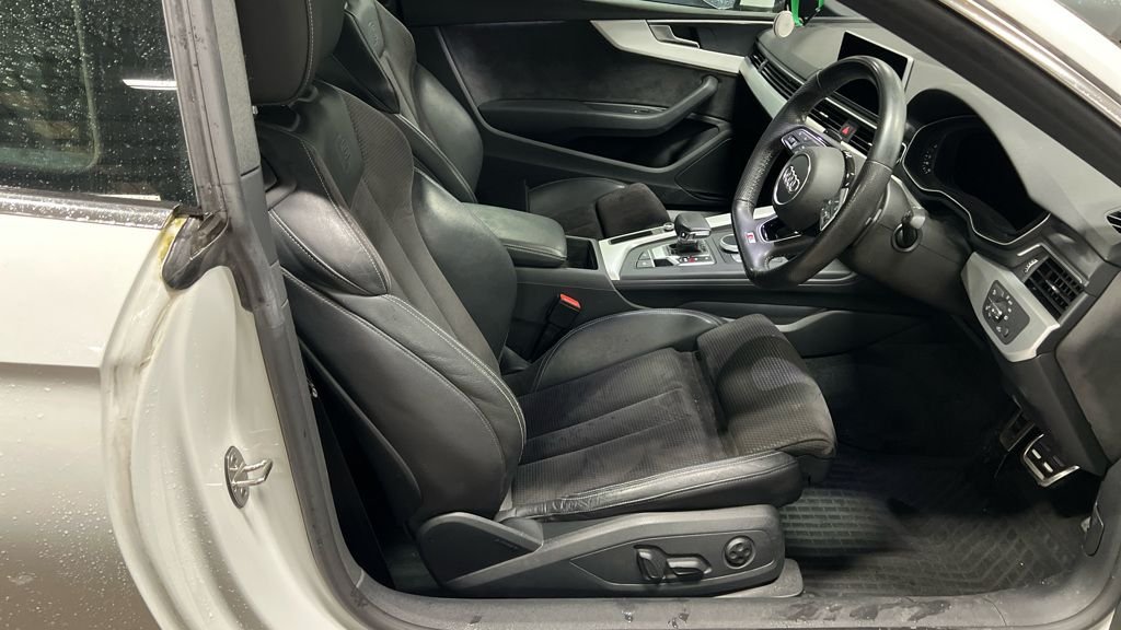 Used Audi A5 2018 for sale - 76731182: Photo 2