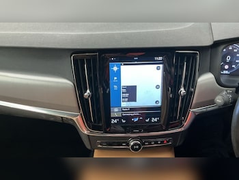 Used Volvo V90 2020 for sale - 76185688: Photo 3