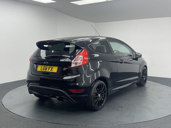 Used Ford Fiesta 2017 for sale - 76105428: Photo 11