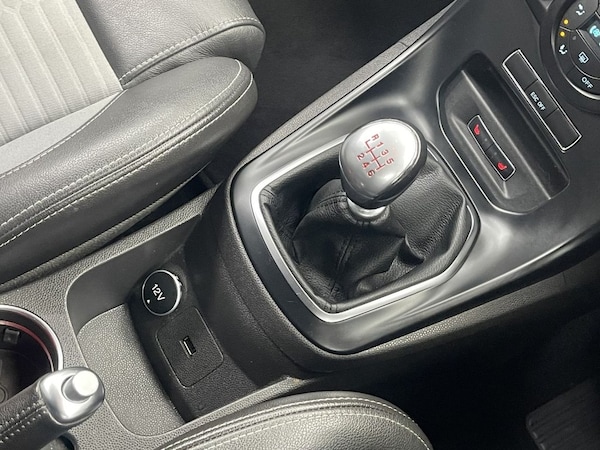 Used Ford Fiesta 2017 for sale - 76105428: Photo 26