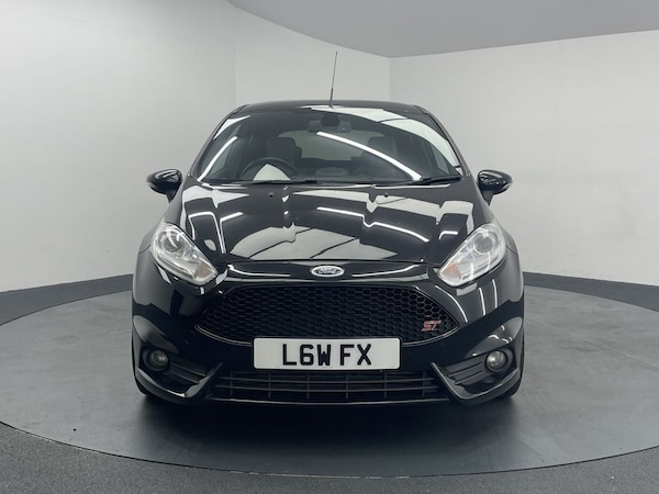 Used Ford Fiesta 2017 for sale - 76105428: Photo 5