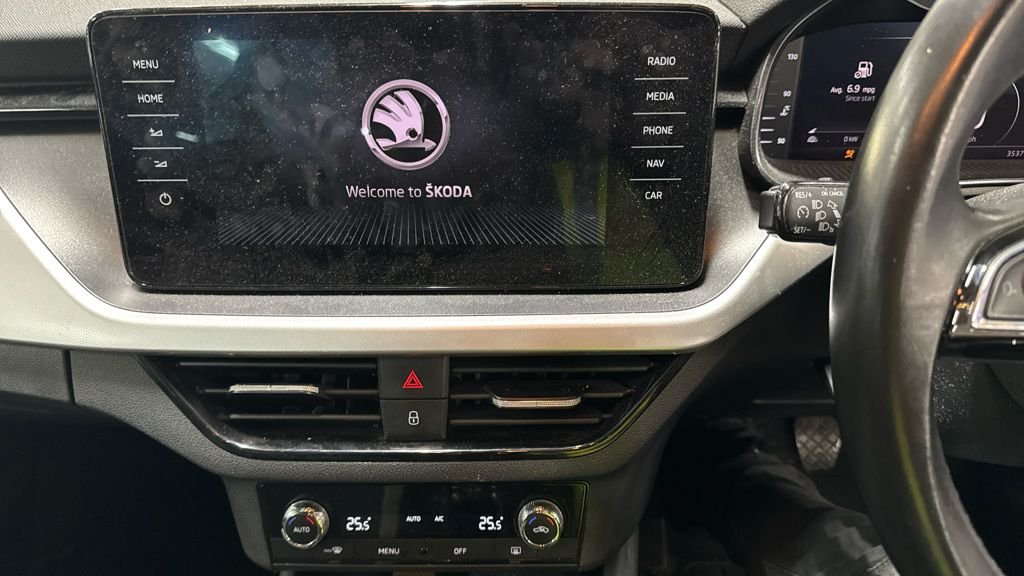 Used Skoda Kamiq 2020 for sale - 76132240: Photo 3