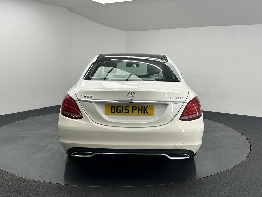 Used Mercedes-Benz C Class 2015 for sale - 78102743: Photo 9