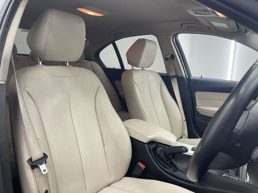 Used BMW 3 Series 2016 for sale - 76632172: Photo 2