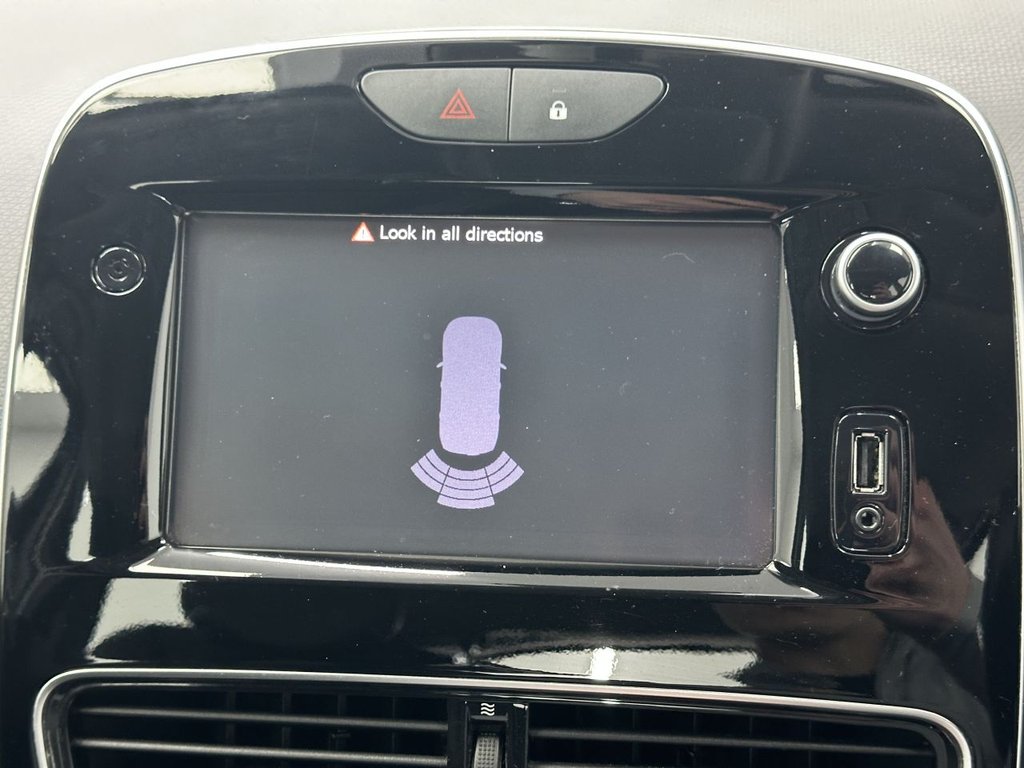 Used Renault Clio 2017 for sale - 78167268: Photo 31