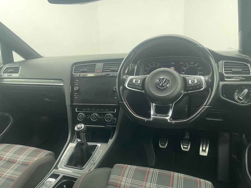 Used Volkswagen Golf 2018 for sale - 76454650: Photo 19